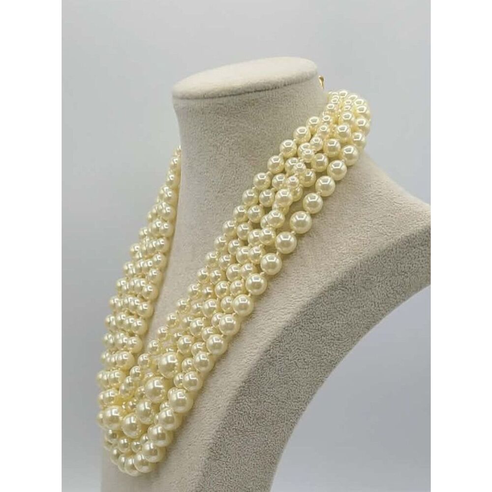 Stunning!  J Crew 5 Strand Faux Pearl Necklace - Picture 5 of 9